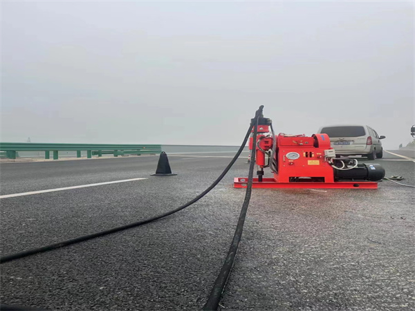 嘉兴马路路基路面开裂下沉注浆加固灌浆